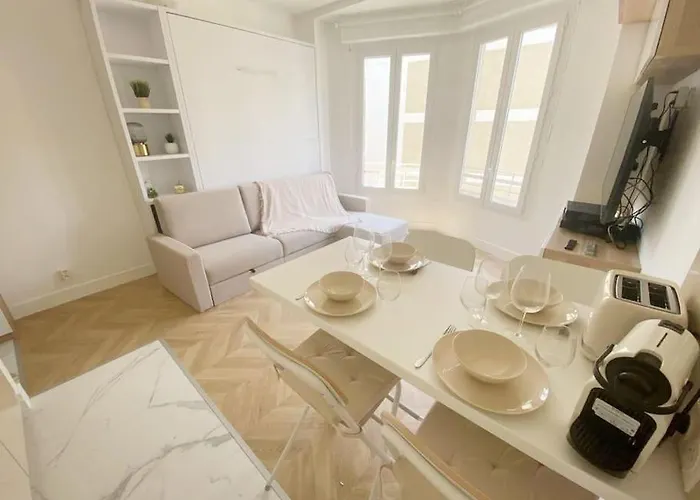 Apartment 2p Idealement Place Les Pins Juan-les-Pins